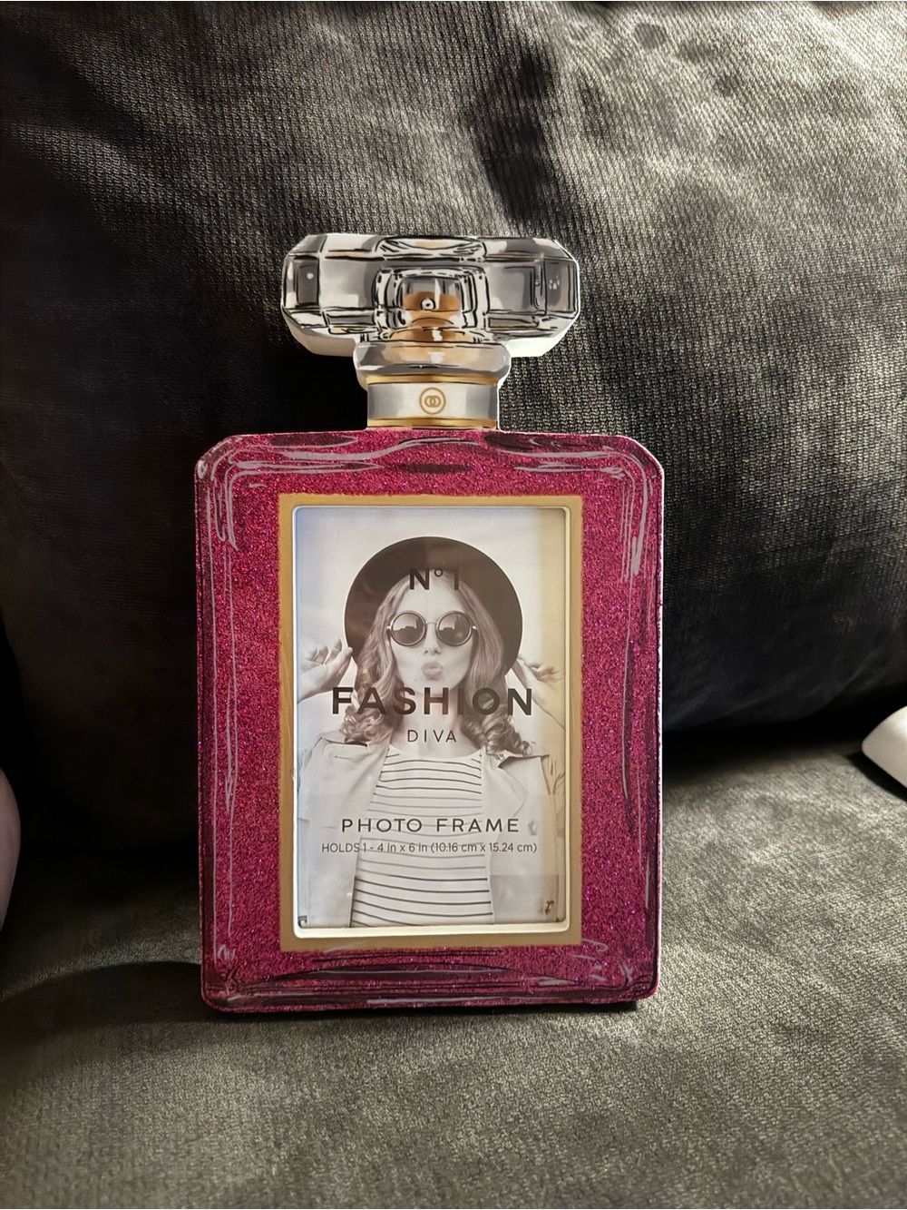 Perfume Bottle Photo Frame - Picture 7 of 7